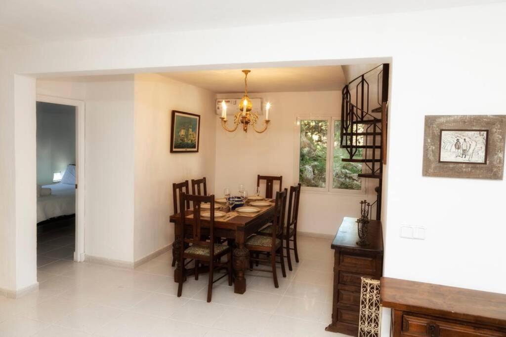 Villa Cecylia اس كنوتلس المظهر الخارجي الصورة